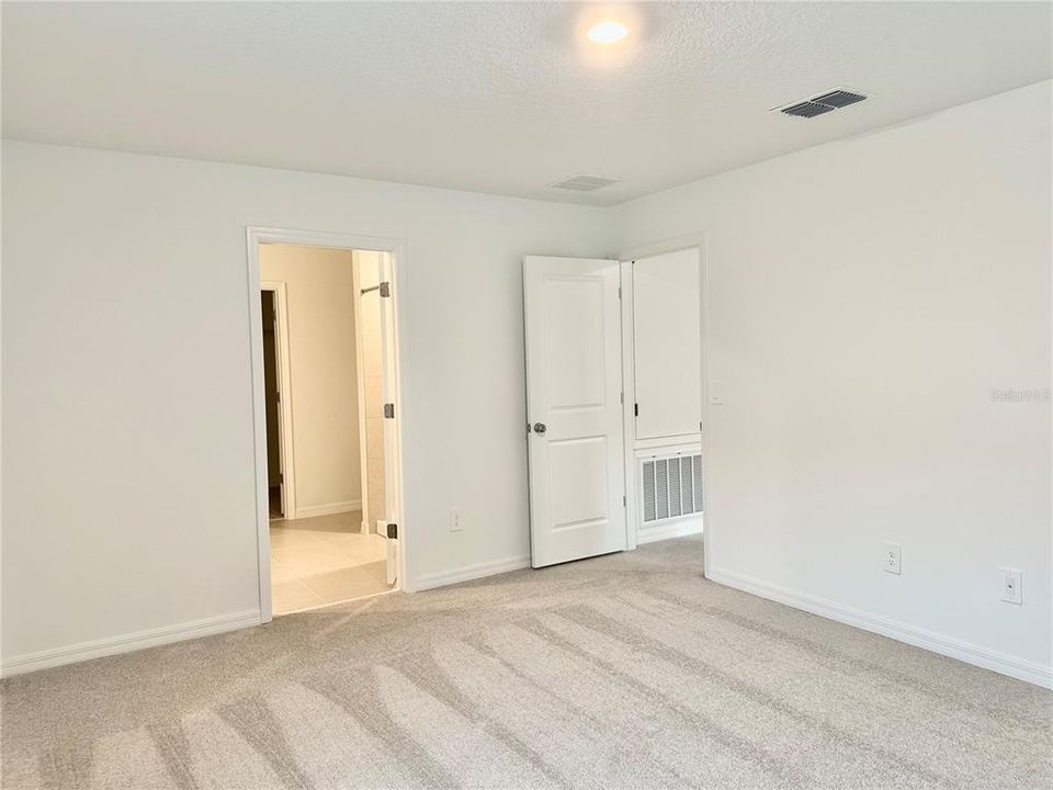 В аренду: $2,800 (5 спален, 2 ванн, 2112 Квадратных фут)