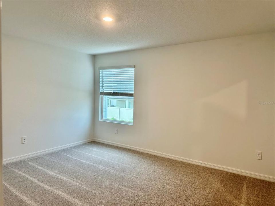 В аренду: $2,800 (5 спален, 2 ванн, 2112 Квадратных фут)