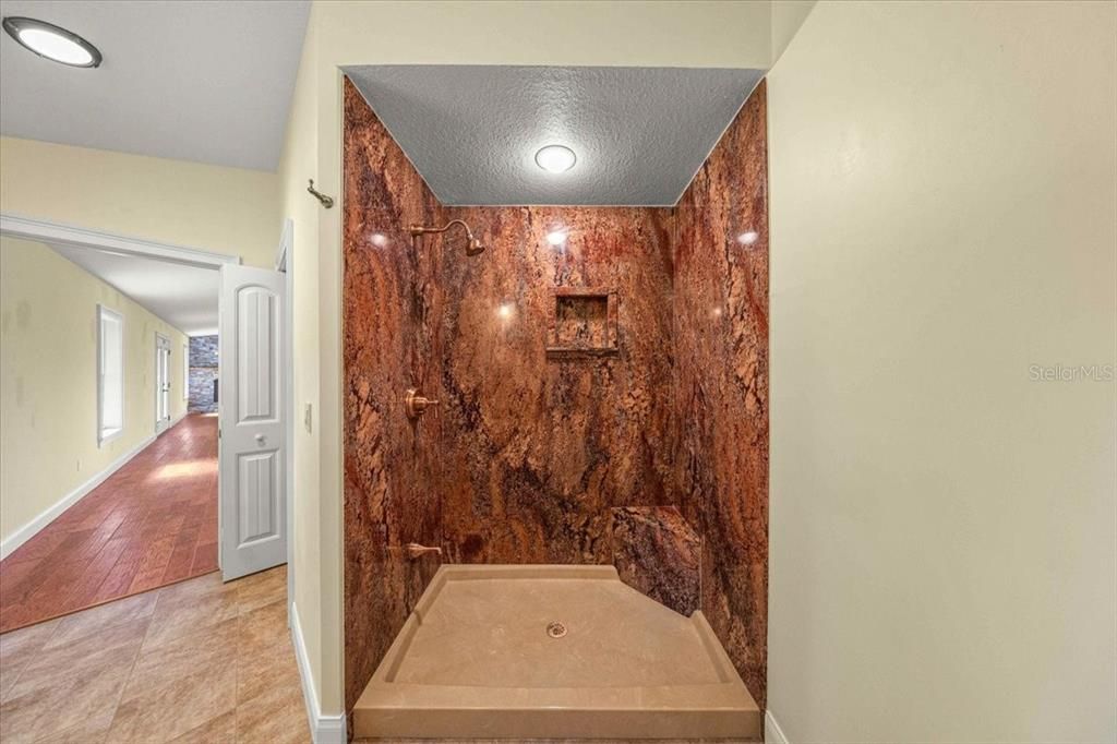For Sale: $1,290,000 (4 beds, 4 baths, 5438 Square Feet)