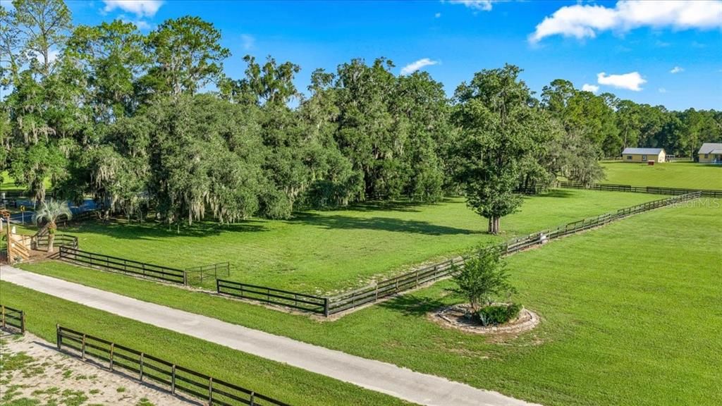 For Sale: $1,290,000 (4 beds, 4 baths, 5438 Square Feet)