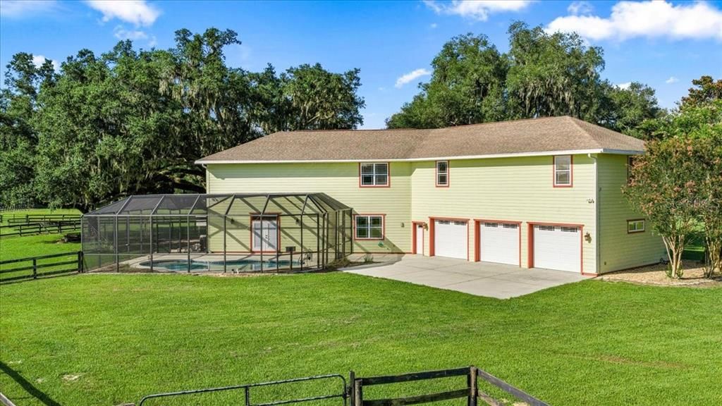 For Sale: $1,290,000 (4 beds, 4 baths, 5438 Square Feet)