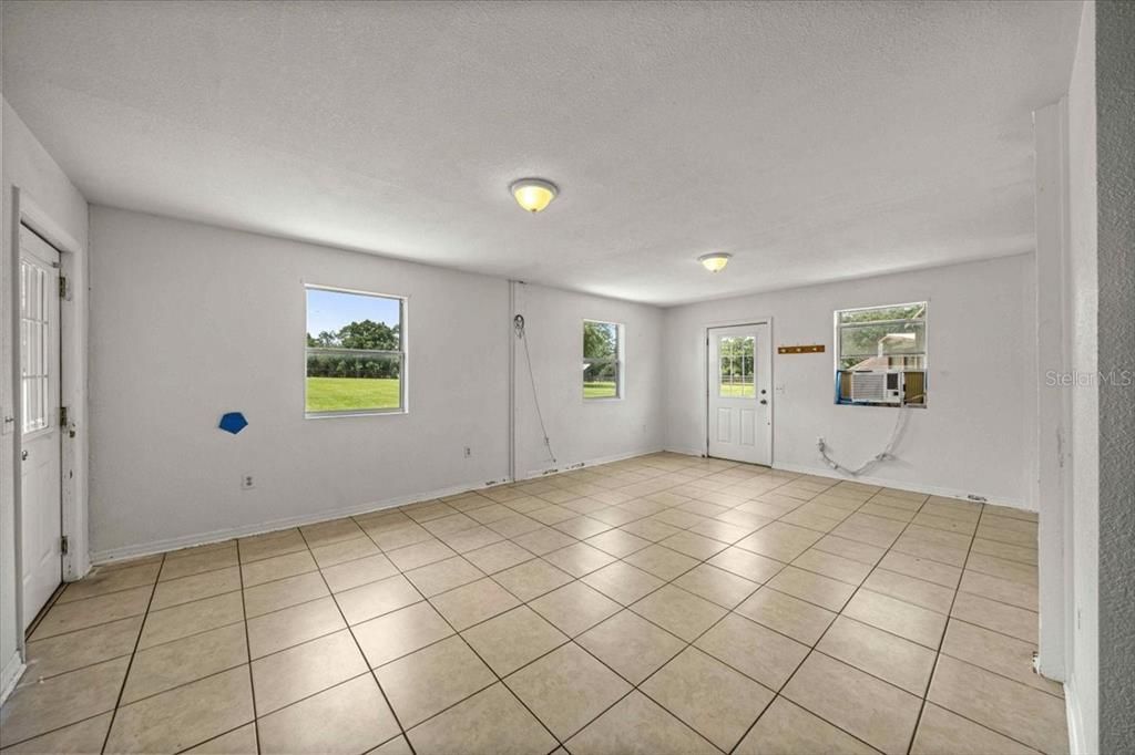 For Sale: $1,290,000 (4 beds, 4 baths, 5438 Square Feet)