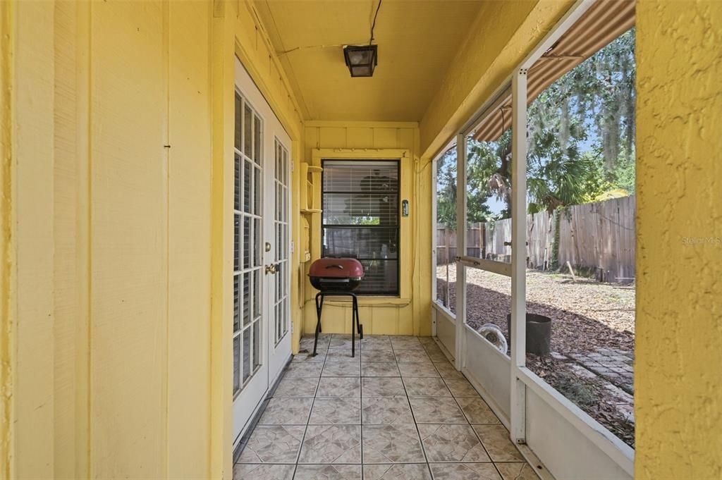 En Venta: $475,000 (4 camas, 2 baños, 1879 Pies cuadrados)