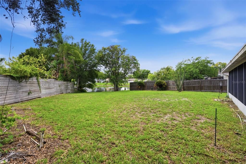En Venta: $475,000 (4 camas, 2 baños, 1879 Pies cuadrados)