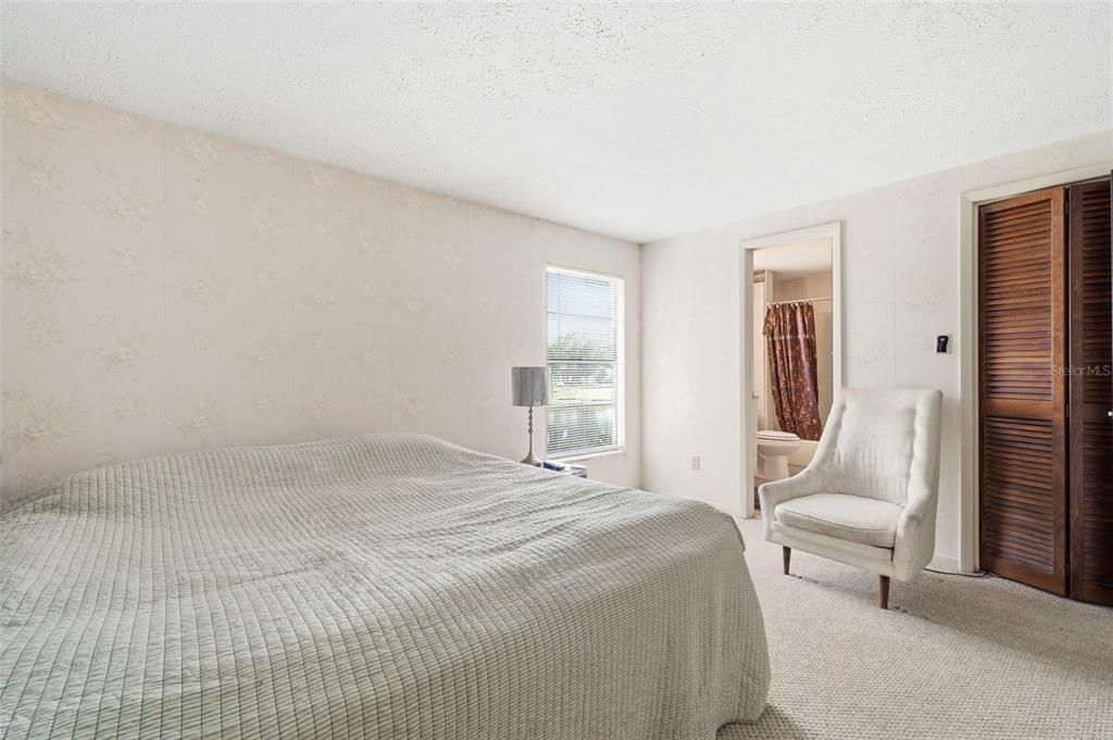 En Venta: $475,000 (4 camas, 2 baños, 1879 Pies cuadrados)