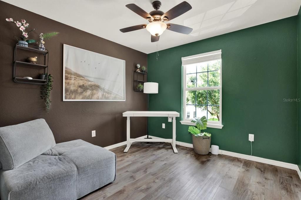 For Rent: $2,500 (3 beds, 2 baths, 1461 Square Feet)
