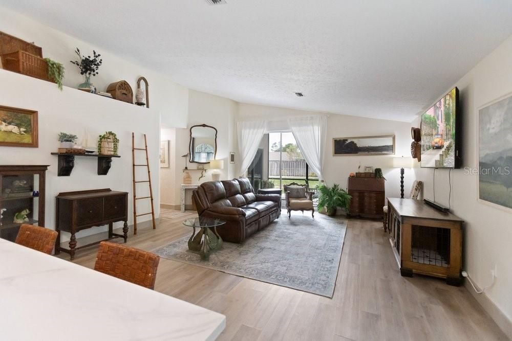 En Venta: $364,900 (3 camas, 2 baños, 1412 Pies cuadrados)