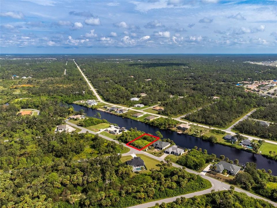 На продажу: $58,000 (0.23 acres)