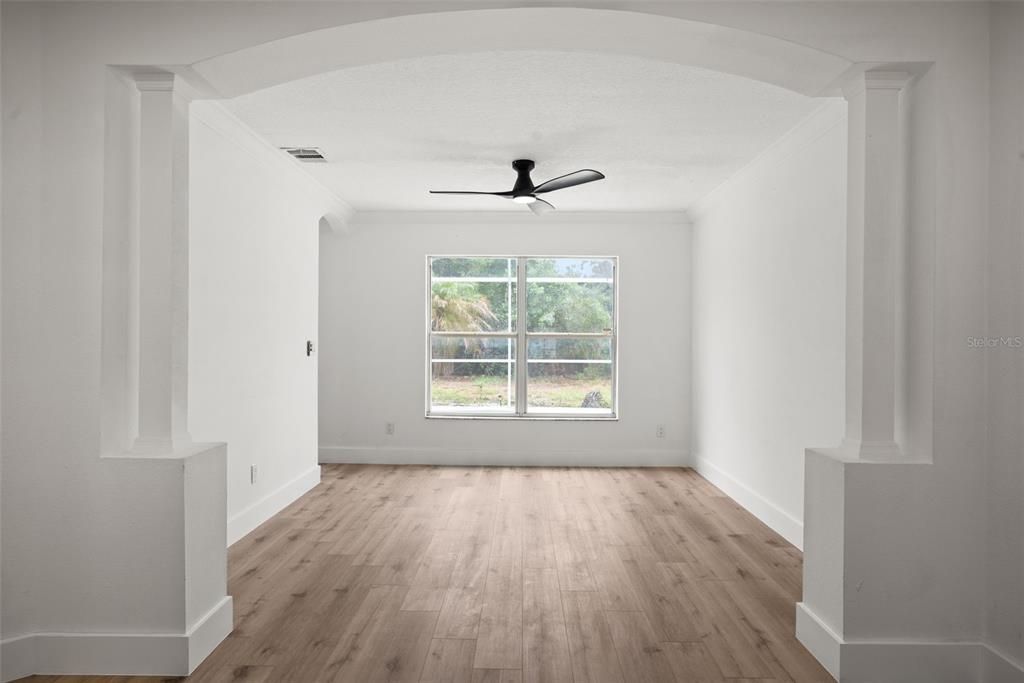 En Venta: $450,000 (3 camas, 2 baños, 2182 Pies cuadrados)