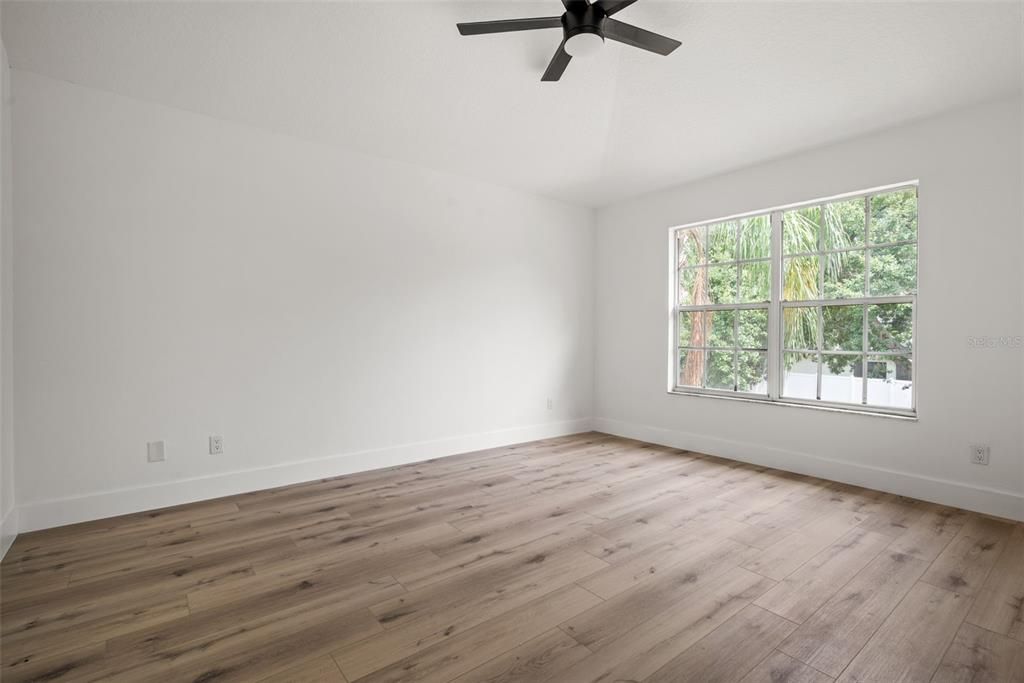 En Venta: $450,000 (3 camas, 2 baños, 2182 Pies cuadrados)