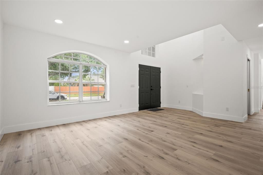 En Venta: $450,000 (3 camas, 2 baños, 2182 Pies cuadrados)