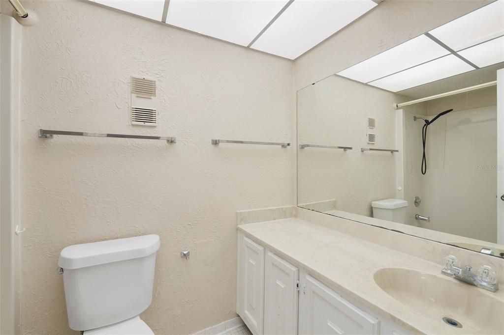 En Venta: $139,900 (2 camas, 2 baños, 1085 Pies cuadrados)