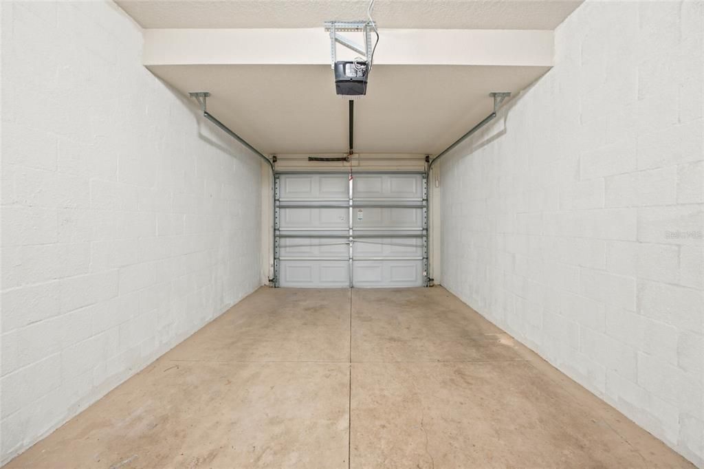 For Sale: $199,900 (2 beds, 2 baths, 1490 Square Feet)