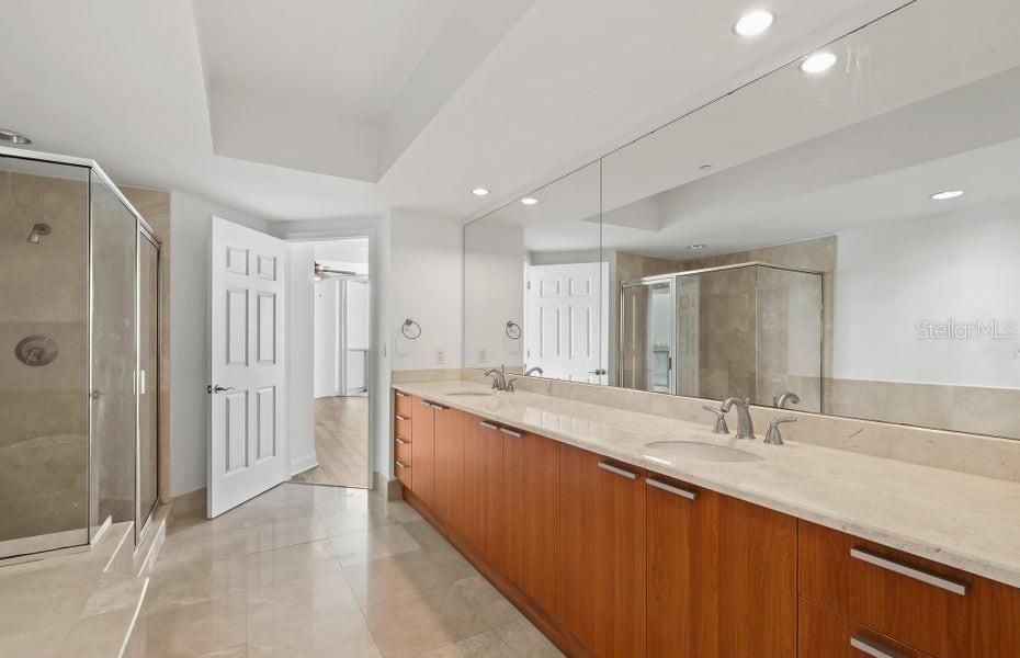 For Rent: $3,000 (2 beds, 2 baths, 1537 Square Feet)