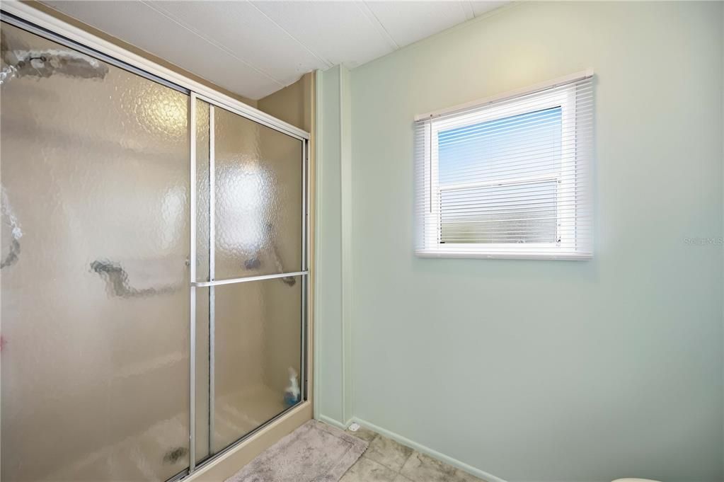 En Venta: $249,900 (2 camas, 2 baños, 1289 Pies cuadrados)