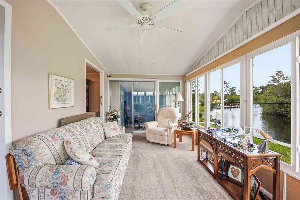 En Venta: $249,900 (2 camas, 2 baños, 1289 Pies cuadrados)