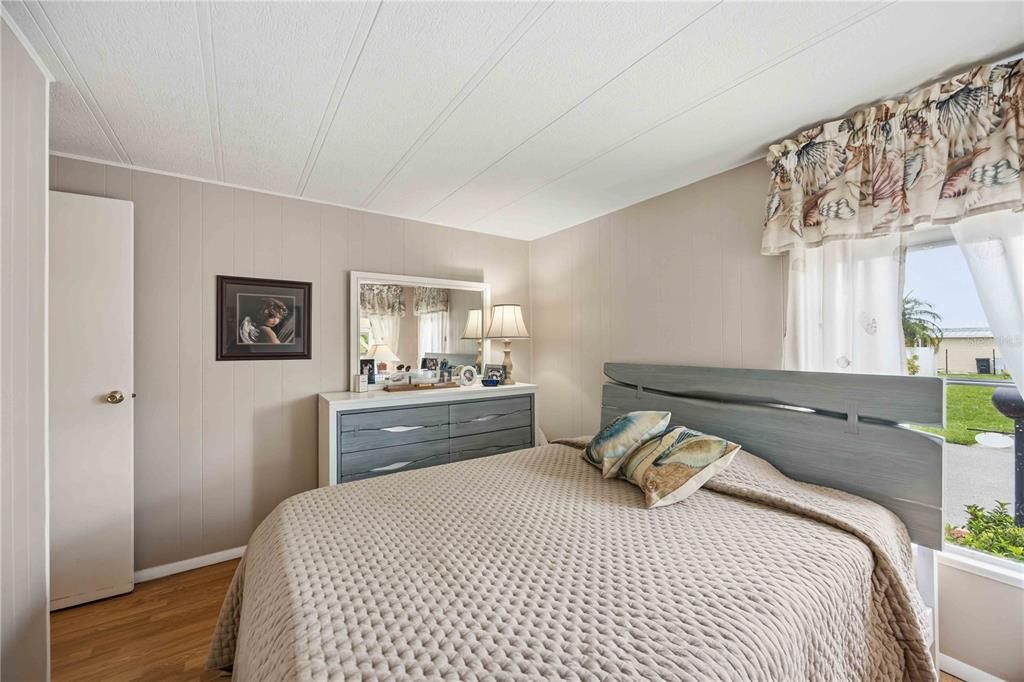 En Venta: $249,900 (2 camas, 2 baños, 1289 Pies cuadrados)