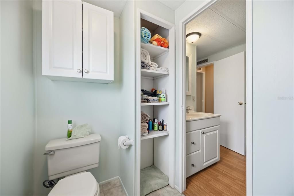 En Venta: $249,900 (2 camas, 2 baños, 1289 Pies cuadrados)