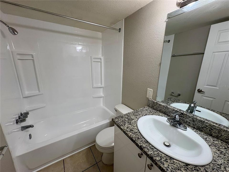 For Rent: $1,475 (2 beds, 2 baths, 850 Square Feet)