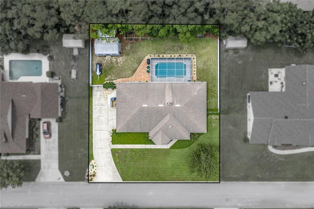 Activo con contrato: $454,900 (3 camas, 2 baños, 2203 Pies cuadrados)