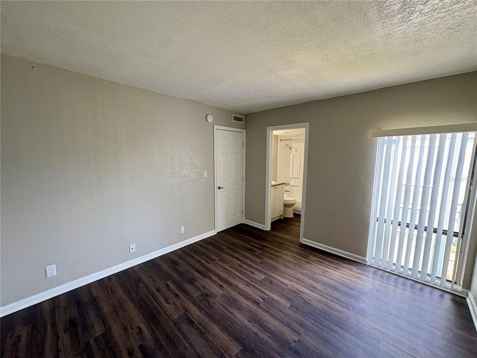 В аренду: $1,425 (2 спален, 2 ванн, 850 Квадратных фут)