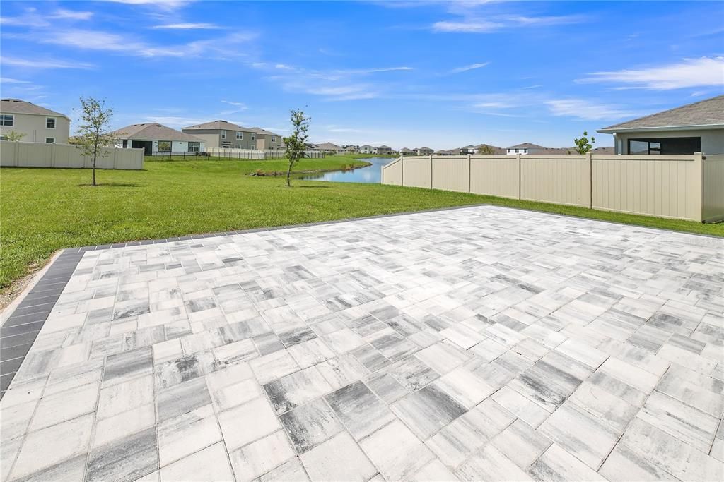 For Sale: $545,990 (5 beds, 3 baths, 2605 Square Feet)