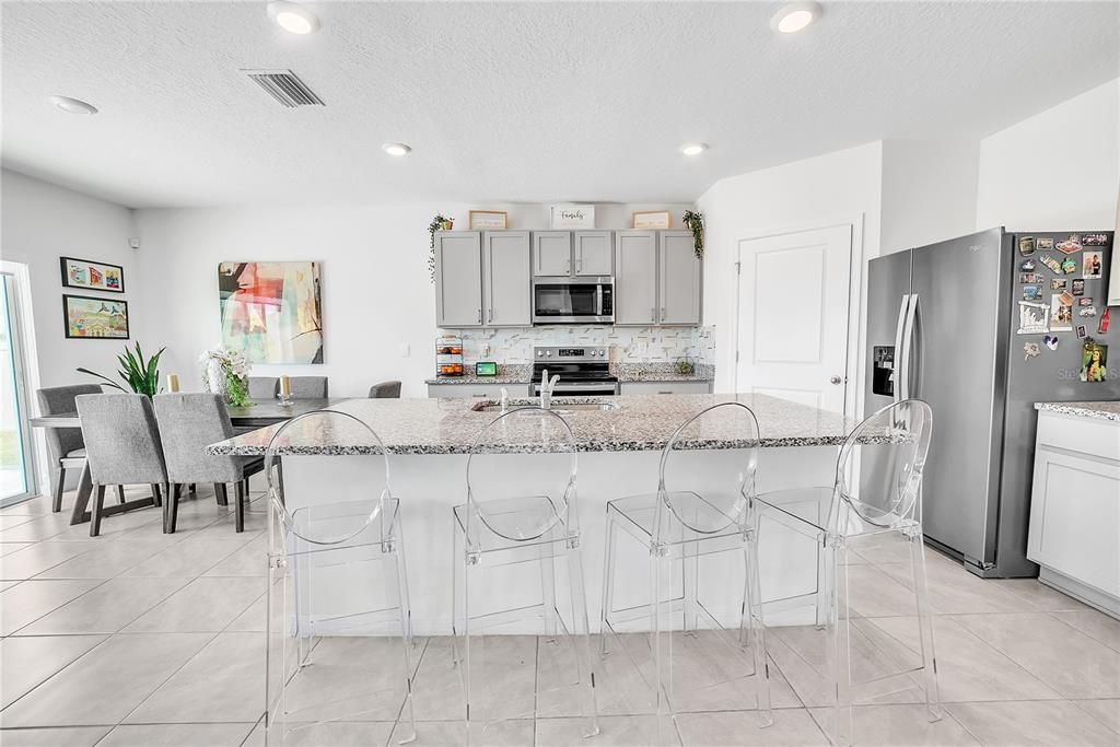 For Sale: $545,990 (5 beds, 3 baths, 2605 Square Feet)