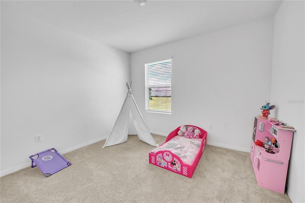 For Sale: $545,990 (5 beds, 3 baths, 2605 Square Feet)