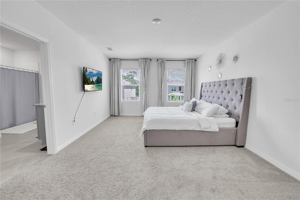 For Sale: $545,990 (5 beds, 3 baths, 2605 Square Feet)