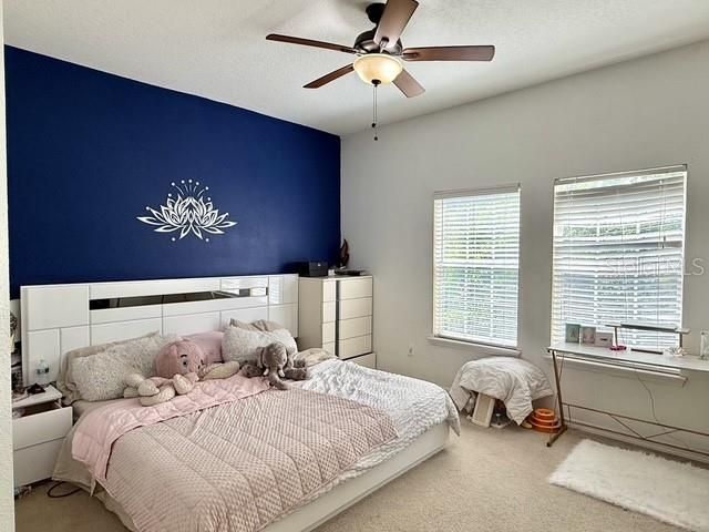 En Venta: $334,000 (3 camas, 2 baños, 1614 Pies cuadrados)