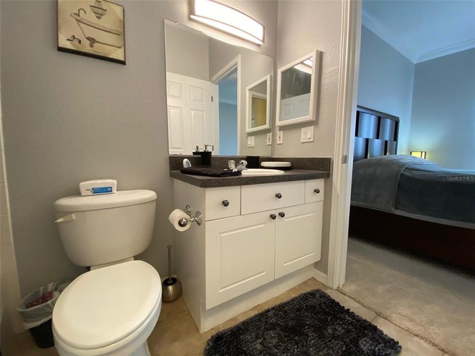 В аренду: $2,300 (3 спален, 3 ванн, 1335 Квадратных фут)