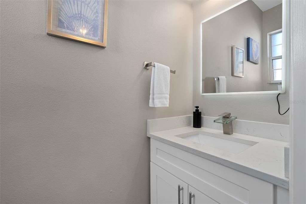 En Venta: $325,000 (3 camas, 2 baños, 1468 Pies cuadrados)