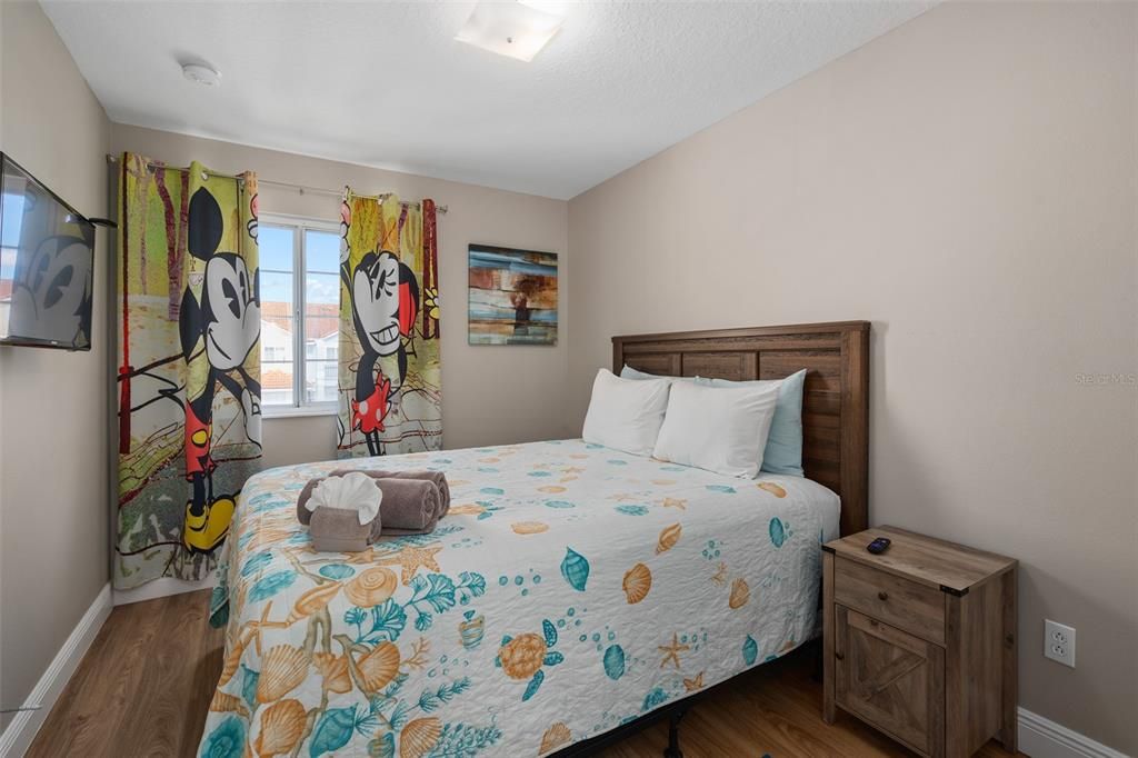 En Venta: $325,000 (3 camas, 2 baños, 1468 Pies cuadrados)