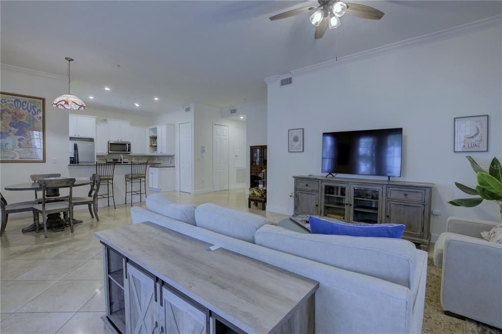 For Sale: $674,900 (3 beds, 2 baths, 1668 Square Feet)