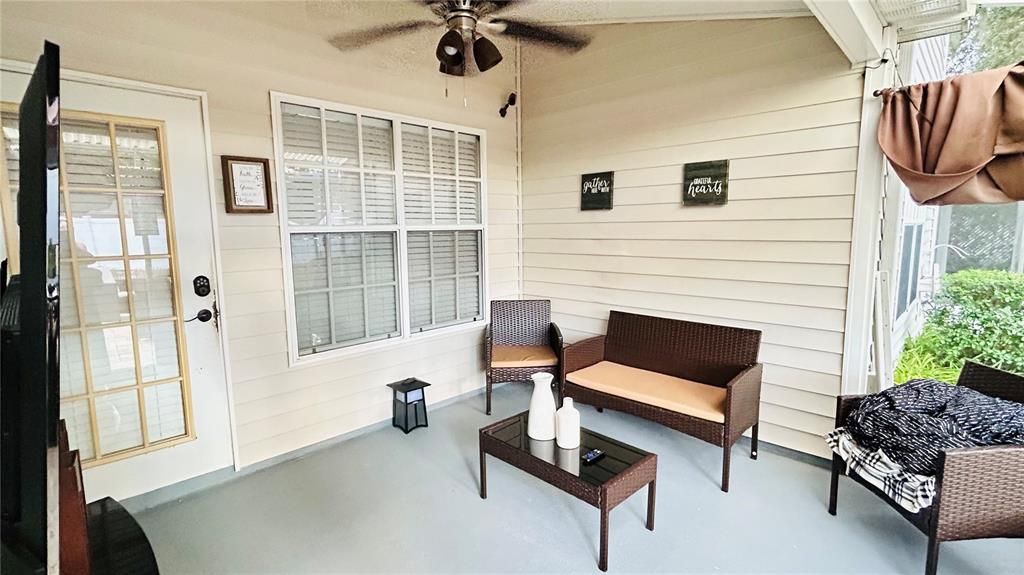 For Rent: $2,300 (3 beds, 2 baths, 1652 Square Feet)