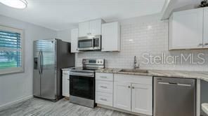 En Venta: $180,000 (2 camas, 2 baños, 945 Pies cuadrados)