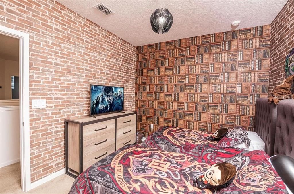 В аренду: $5,250 (8 спален, 5 ванн, 3248 Квадратных фут)