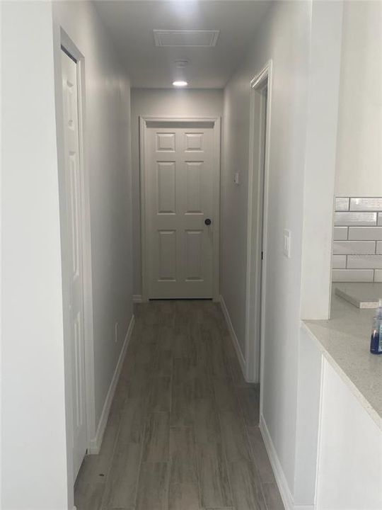 For Rent: $2,585 (4 beds, 2 baths, 1556 Square Feet)