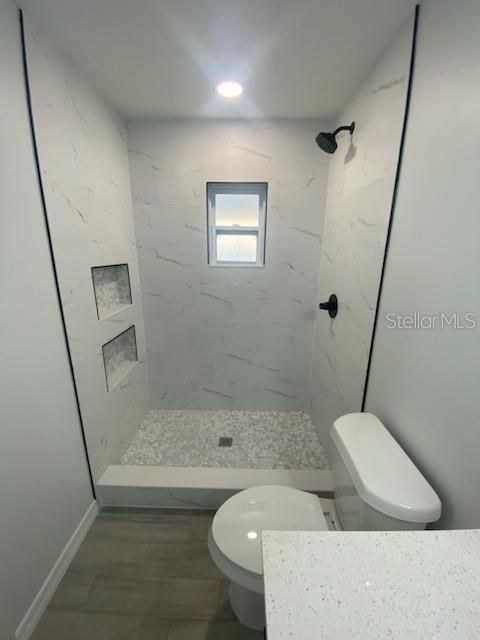 For Rent: $2,585 (4 beds, 2 baths, 1556 Square Feet)