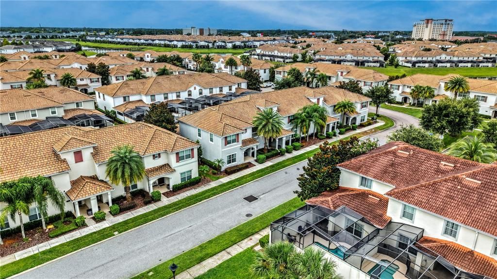 En Venta: $498,500 (5 camas, 4 baños, 2128 Pies cuadrados)