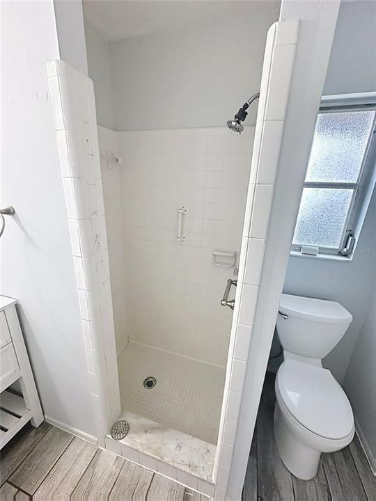 For Sale: $349,900 (3 beds, 2 baths, 1387 Square Feet)