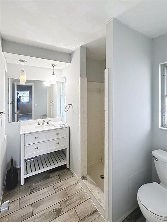 For Sale: $349,900 (3 beds, 2 baths, 1387 Square Feet)