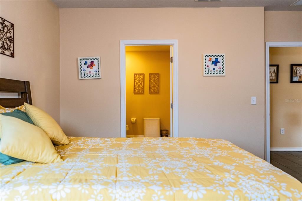 For Sale: $250,000 (3 beds, 2 baths, 1450 Square Feet)