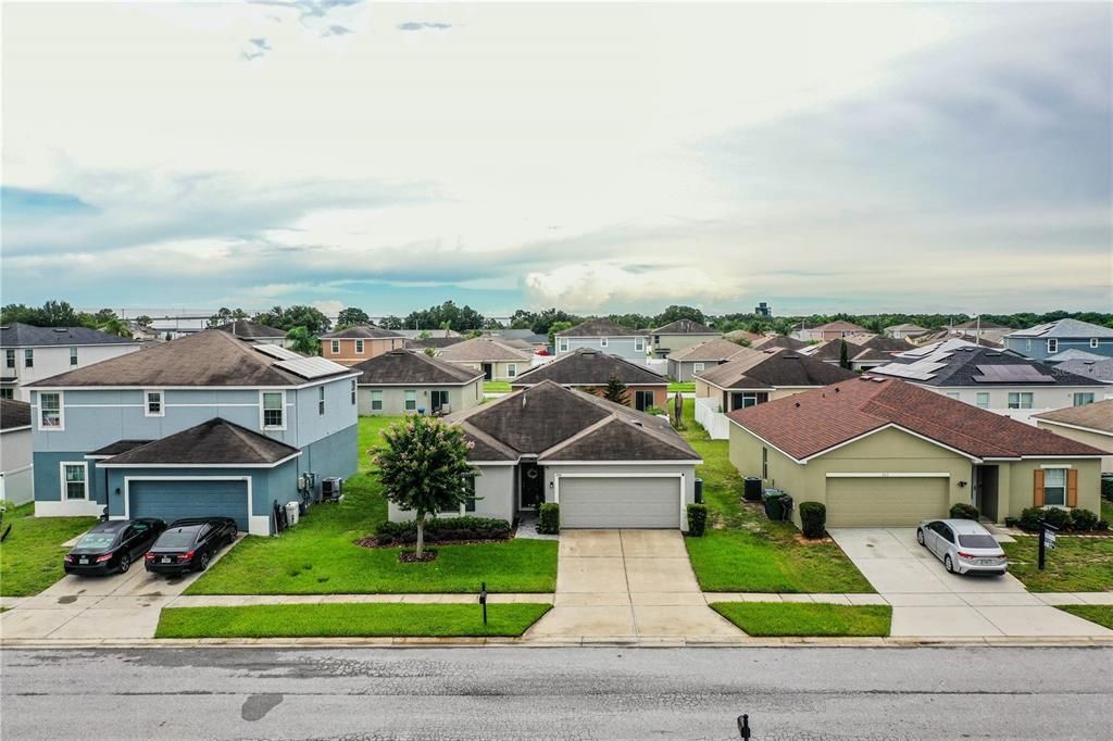 For Sale: $250,000 (3 beds, 2 baths, 1450 Square Feet)