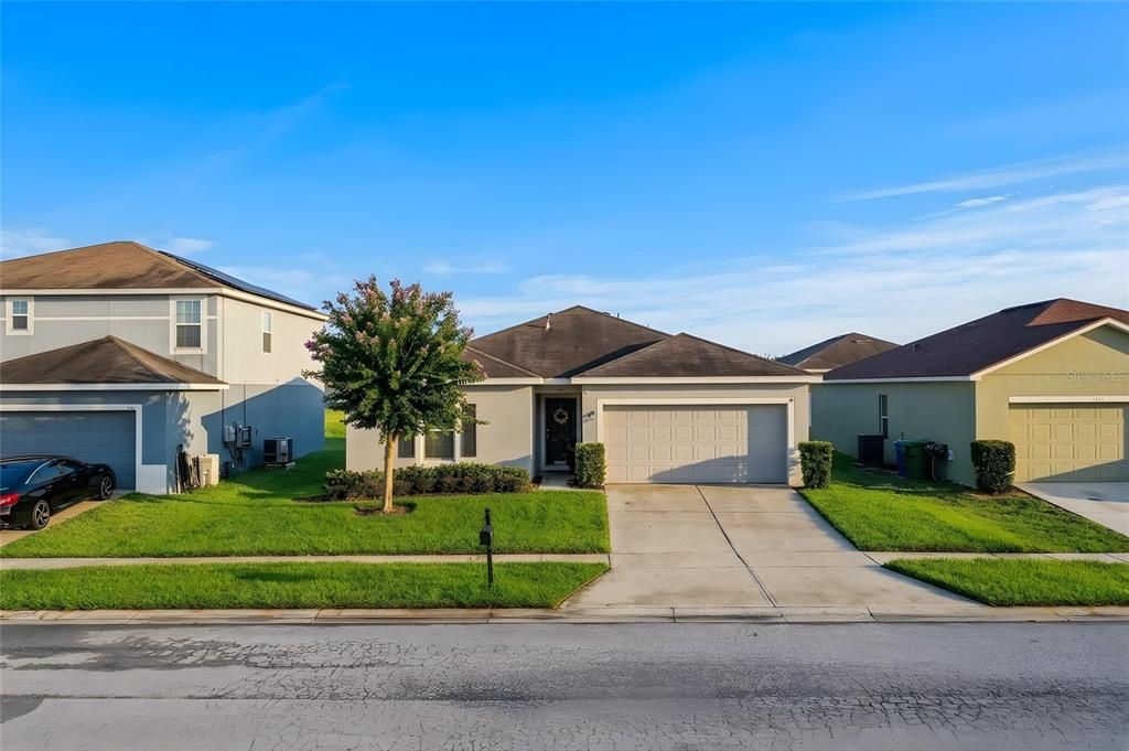 For Sale: $250,000 (3 beds, 2 baths, 1450 Square Feet)