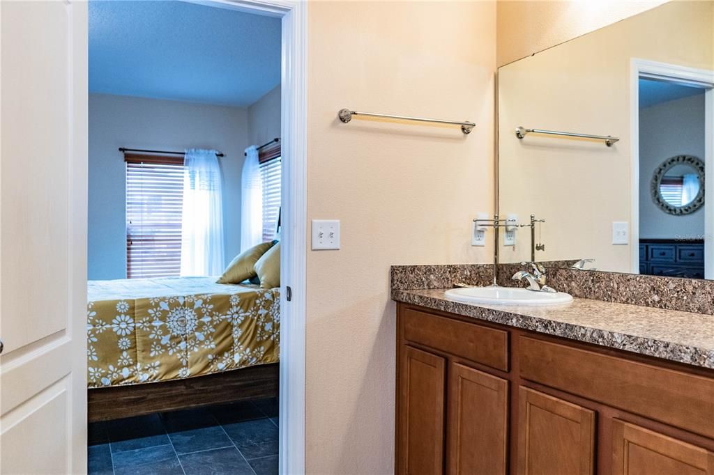 For Sale: $250,000 (3 beds, 2 baths, 1450 Square Feet)
