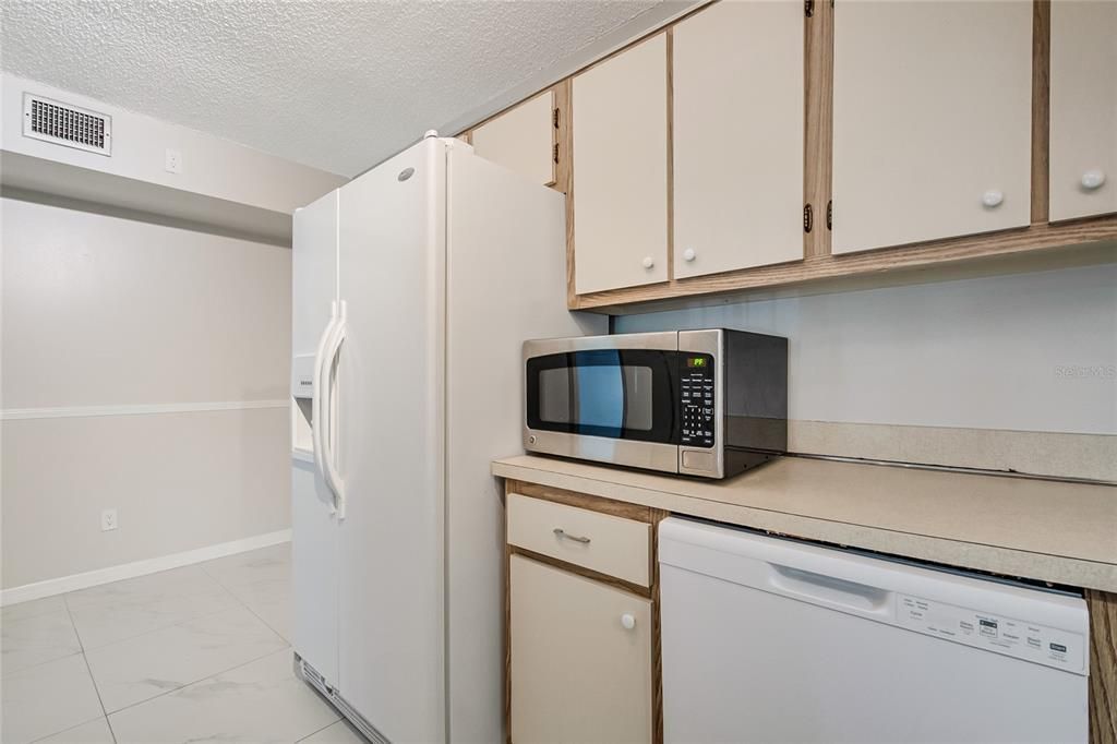 En Venta: $185,000 (2 camas, 2 baños, 1112 Pies cuadrados)
