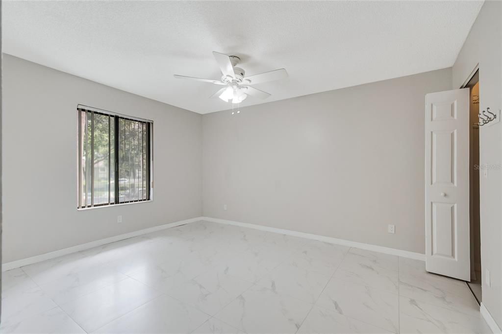 En Venta: $185,000 (2 camas, 2 baños, 1112 Pies cuadrados)