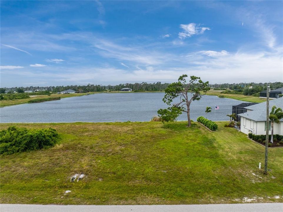 En Venta: $65,000 (0.19 acres)