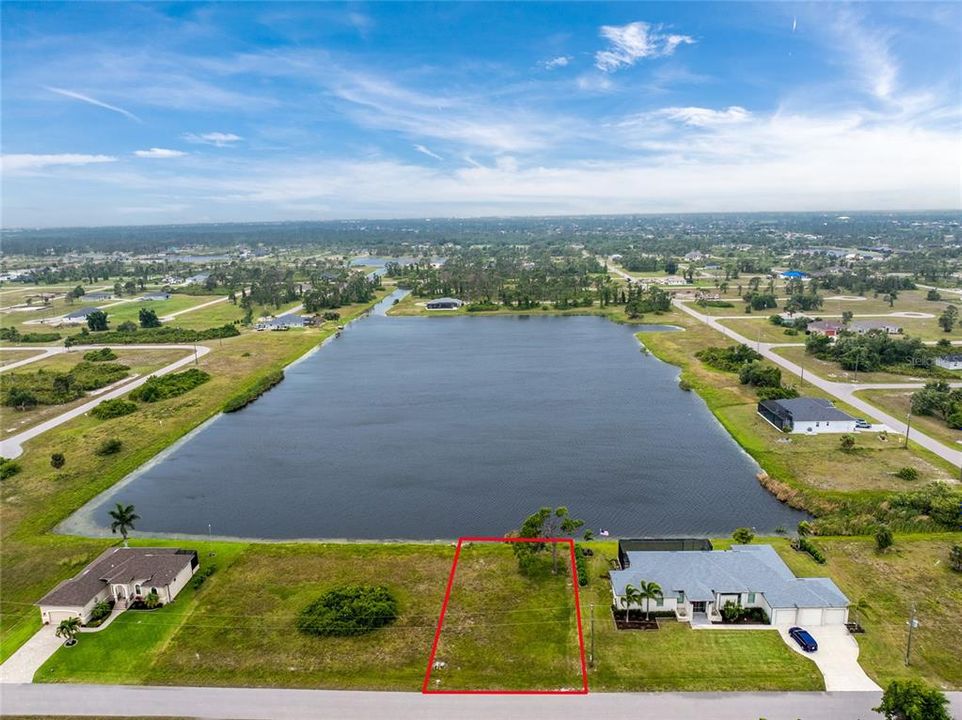En Venta: $65,000 (0.19 acres)